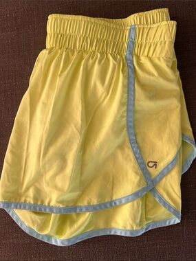 Gap Fit Athletic Yellow Running Shorts with Reflective Trim